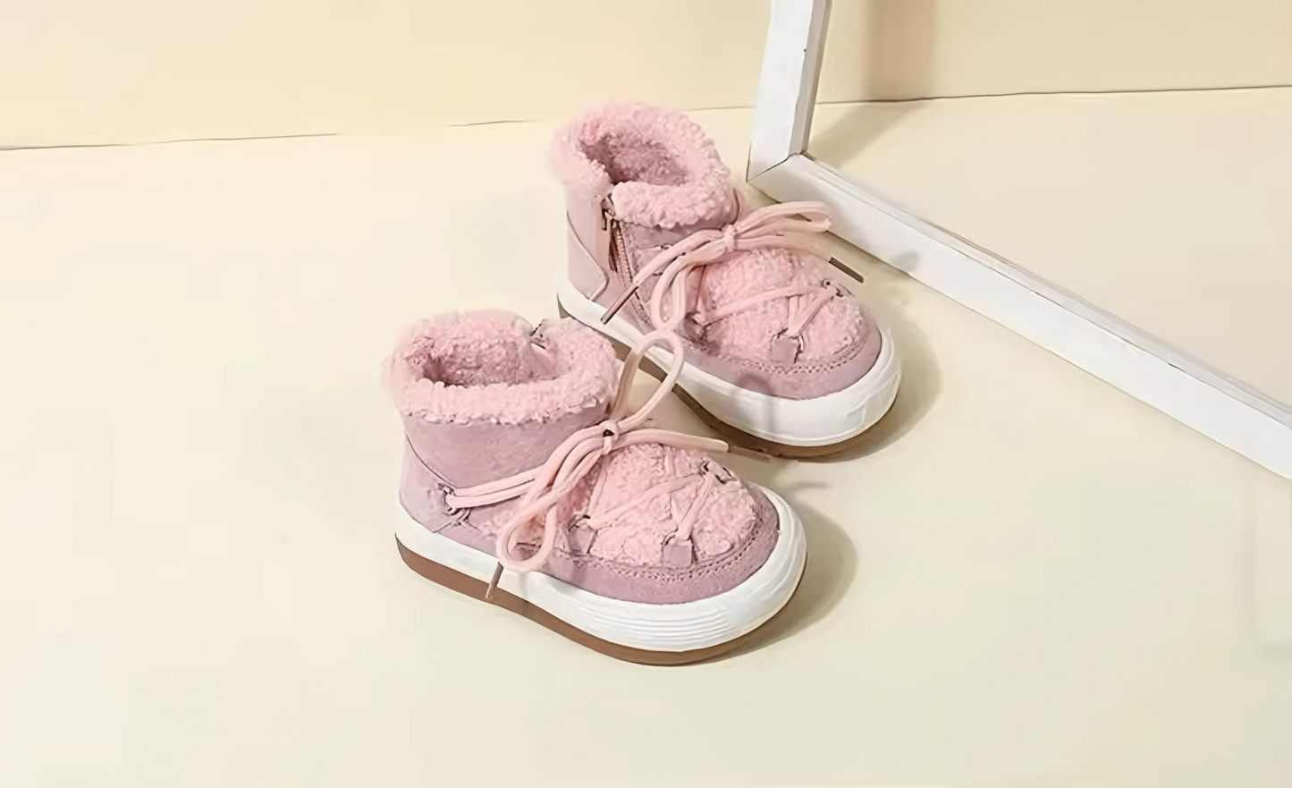 Divatos gyerek hócsizma – magas szárú pamutcipő