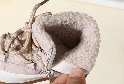 Divatos gyerek hócsizma – magas szárú pamutcipő