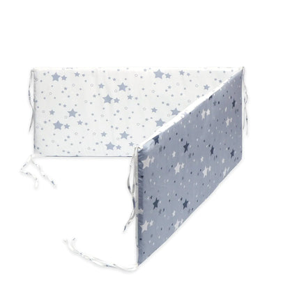 Egybefüggő rácsvédő párna kiságyhoz